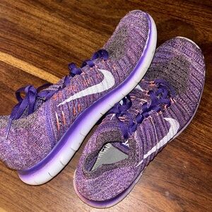 Nike Free RN run running shoes barefoot lightweight purple size 7
